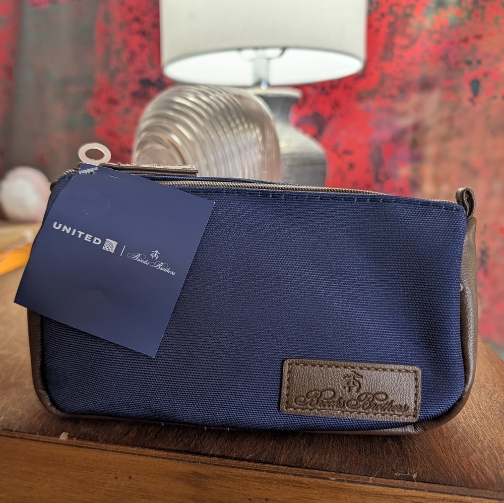2 New Limited Edition Brooks Brothers / Pericone MD United Polaris Amenity Kits - Picture 2 of 12